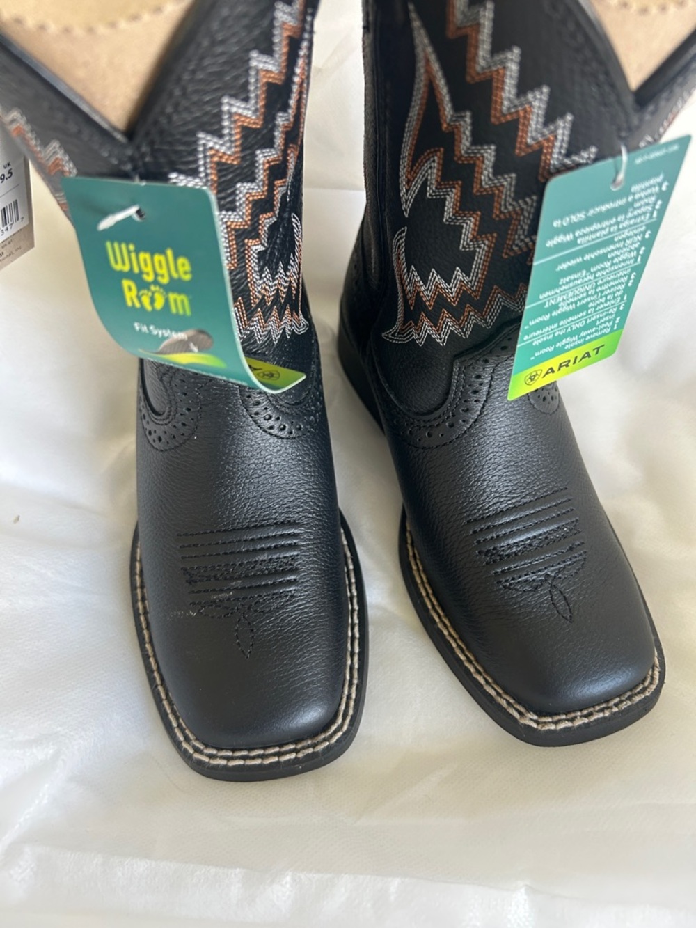 Ariat Youth  Black Western Leather Cowboy Boots with Western Stitching - Picture 2 of 7